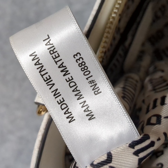 Juicy Couture Miss Juicy Satchel White Shoulder Bag - Picture 8 of 11